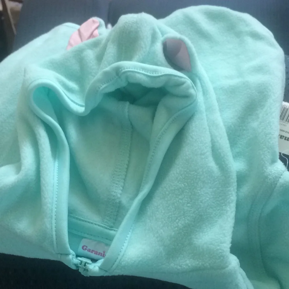 FINAL MARKDOWN NWOT little girl’s garanimals fleece jacket 6-9 months